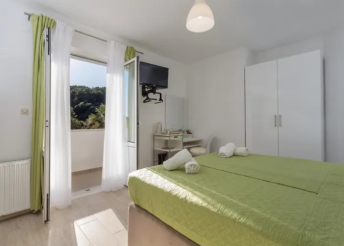 Gostinjska kuća Double Hvar 8785a