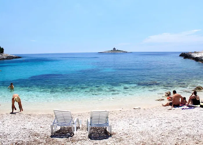 Gostinjska kuća Double Hvar 8785a