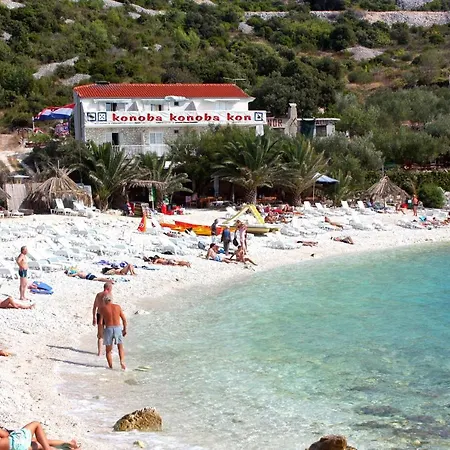 Double Hvar 8785a Gæstehus 3*